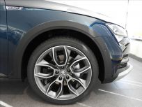 Škoda Superb 2.0 TDI Scout combi DSG 4x4