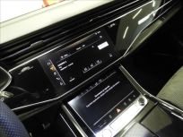 Audi Q8 3.0 TDI 50 S line 8TT Quattro