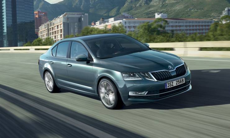 skoda-octavia-pa-m62-exterior-01.1f6486d527d4c2939d4e4342e54ae3f6.fill-1920x960